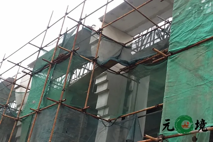 架体搭设施工现场